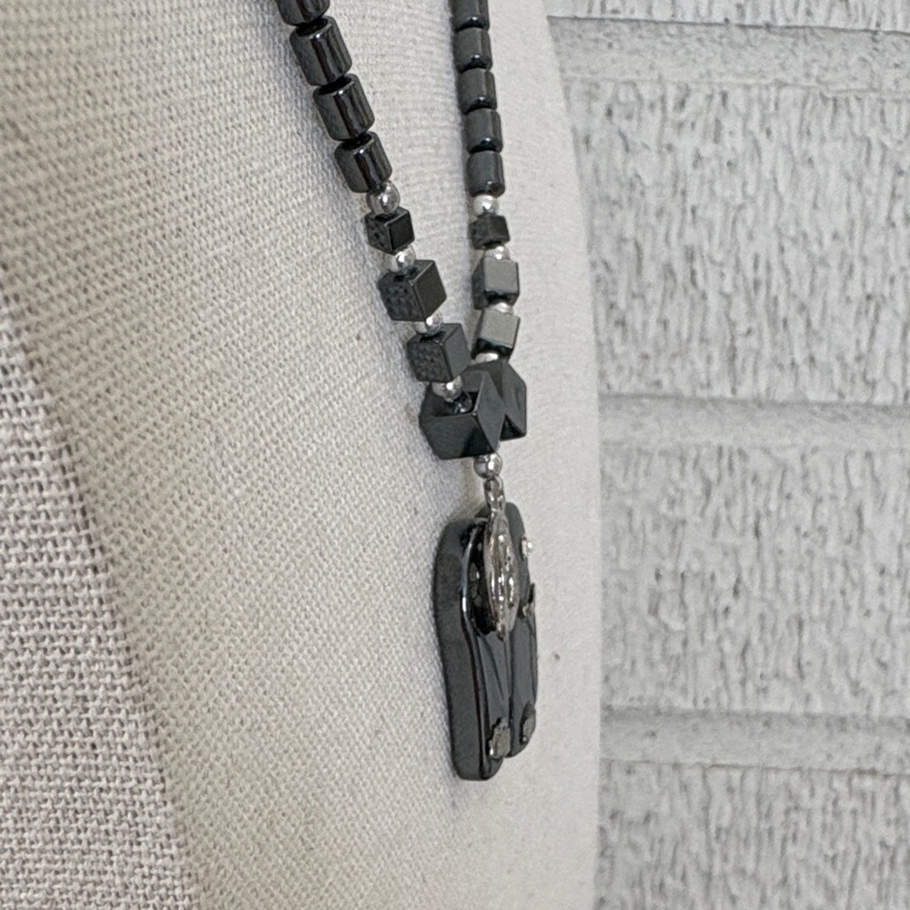 Hematite Carved Elephant Pendant Beaded Necklace Trunk Up Silver Tone - Picture 3 of 9